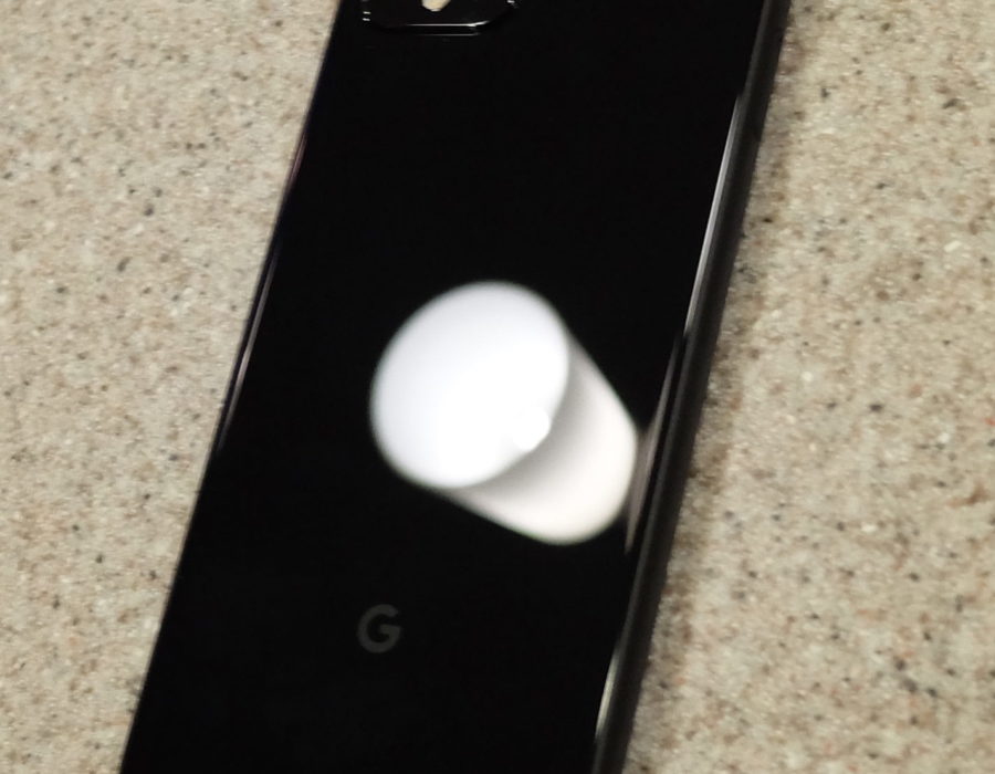 Pixel 4 Slippery Back